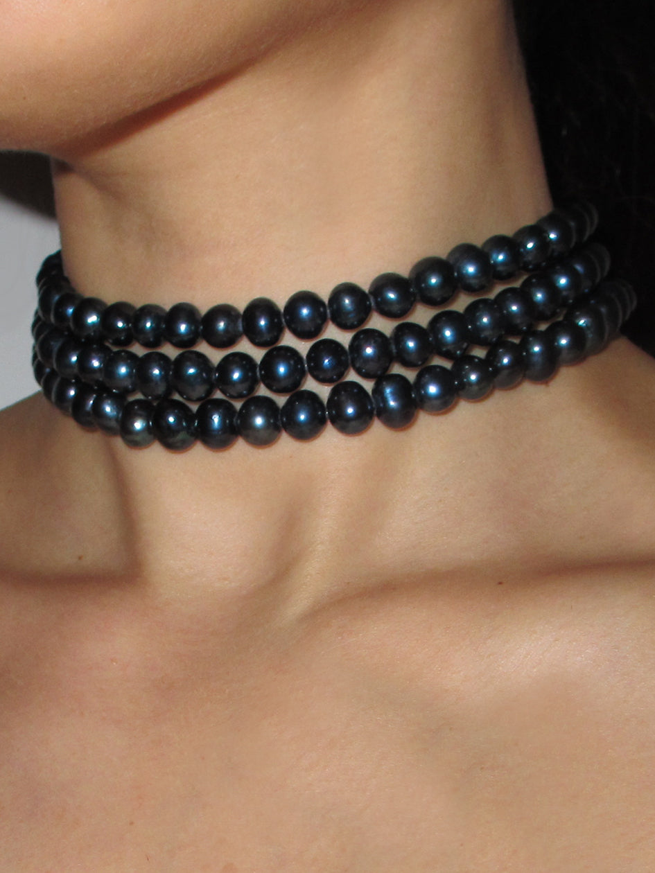 3 ROW BLACK FRESHWATER PEARL CHOKER