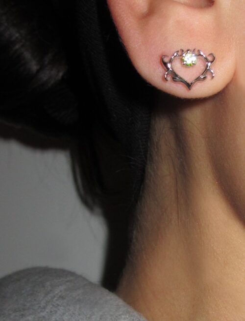THE SELMA HEART STUDS 925 sterling silver